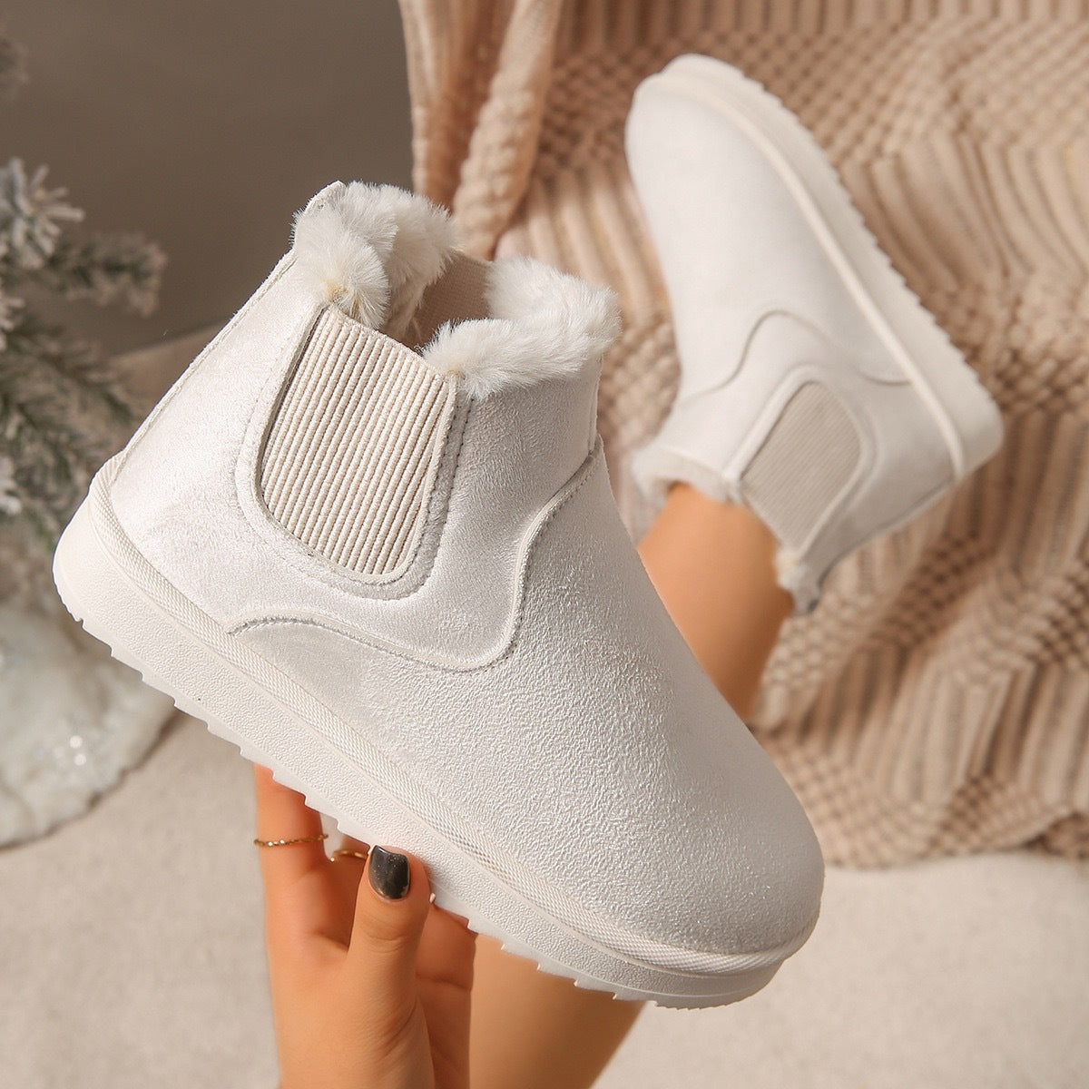 ELENA FLEECE LINED WINTER BOOTS